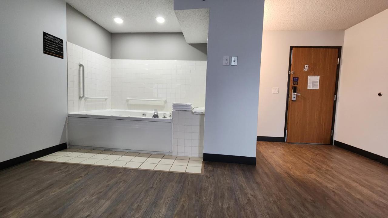 Motel 6-Kewanee, Il Bagian luar foto