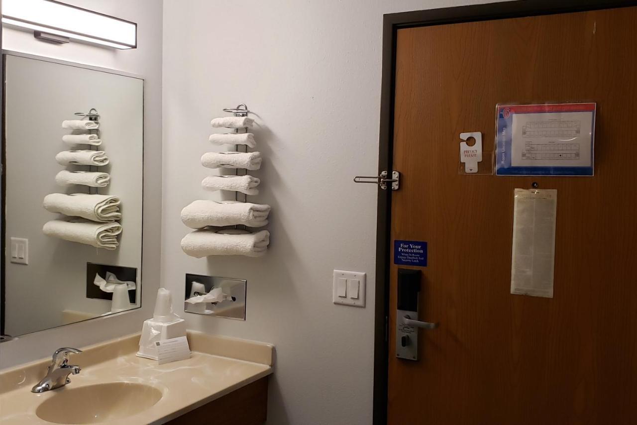 Motel 6-Kewanee, Il Bagian luar foto