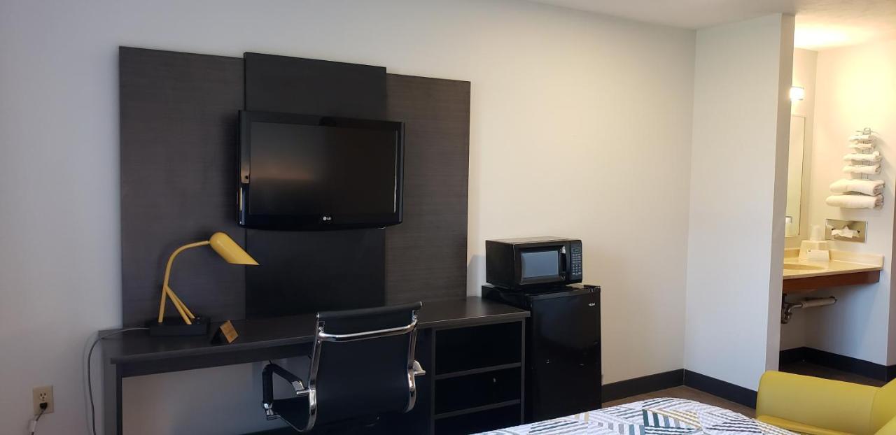 Motel 6-Kewanee, Il Bagian luar foto